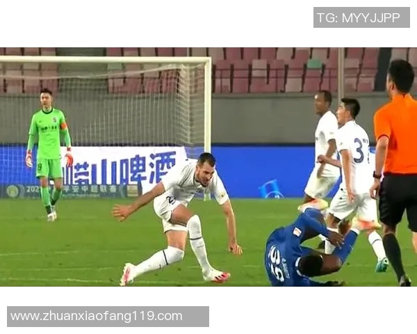 足球巨星社交媒体突发屏蔽事件引发球迷热议探讨背后真实原因 足球巨星社交媒体突发屏蔽事件引发球迷热议探讨背后真实原因